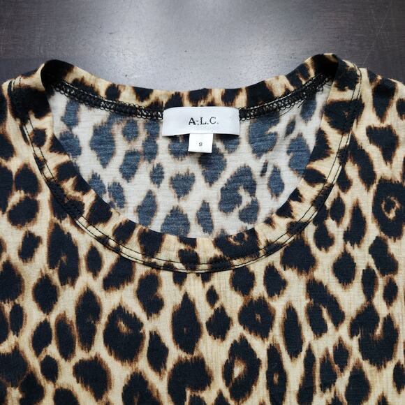 A.L.C. Leopard Print Puff Sleeve Blouse Size Small - Picture 2 of 5